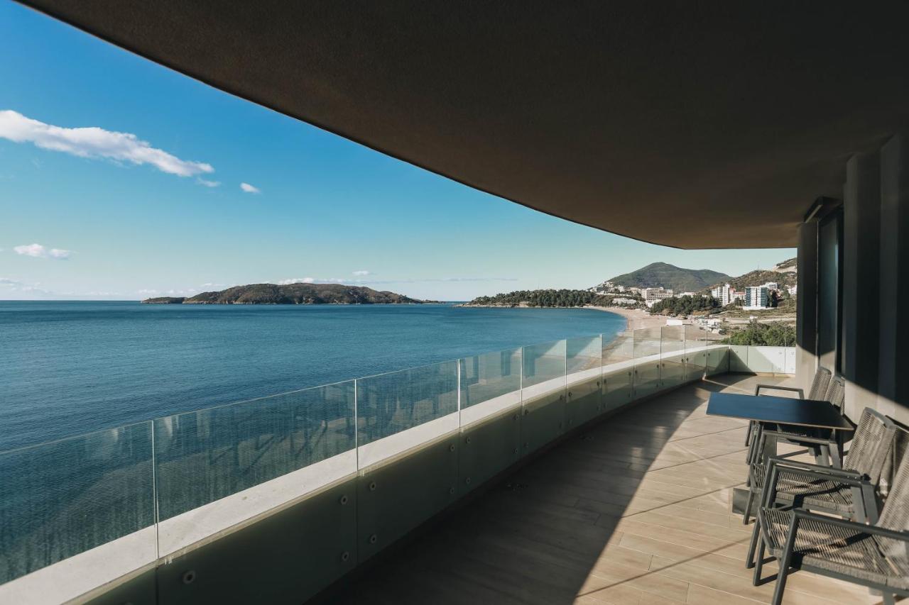 Apartment Beachfront Luxury Budva