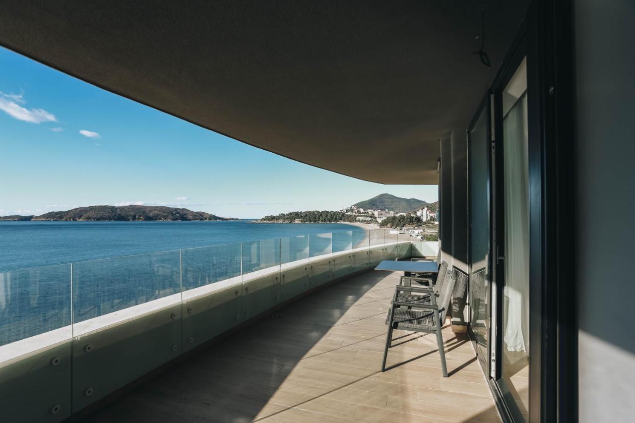 Beachfront Luxury Appartement *
